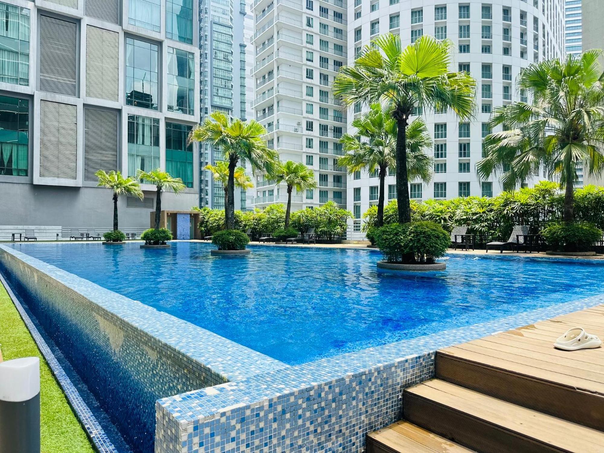 Soho Suites Klcc By Comfort Suites Kuala Lumpur Buitenkant foto