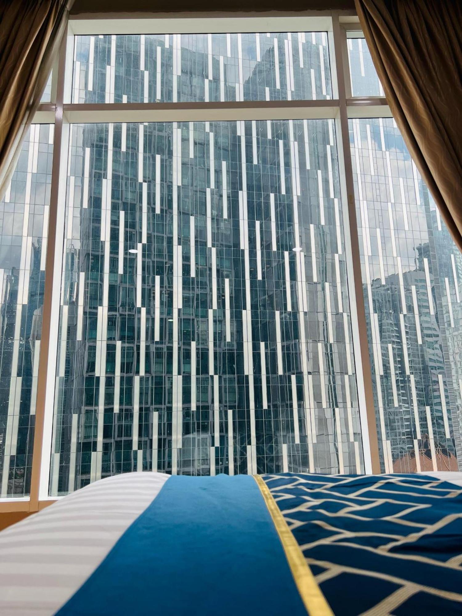 Soho Suites Klcc By Comfort Suites Kuala Lumpur Buitenkant foto